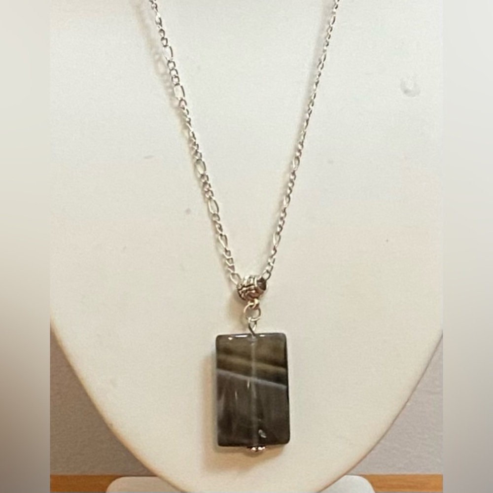 NEW Genuine Sardonyx gemstone necklace